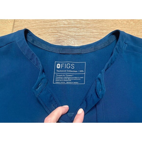 Women’s Figs Scrub Set Deep Reef Blue Limited Top & Livingston Pants XXL EUC! - Picture 2 of 6